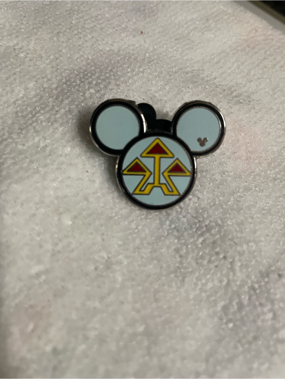 Disney Hidden Mickey Fun Icons Wilderness Lodge Pin